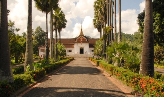 Se Royal Palace Museum i Luang Prabang på rejser til asien